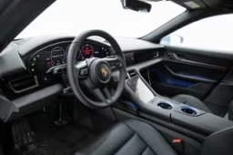 Porsche Taycan 4 AWD 2026