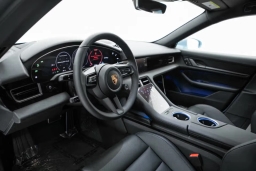 Porsche Taycan 4 AWD 2026