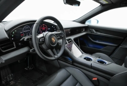 Porsche Taycan 4 AWD 2026