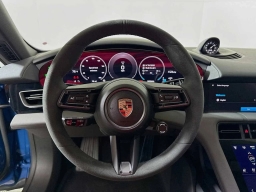 Porsche Taycan 4 AWD 2025