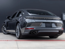 Porsche Panamera 4 AWD 2026