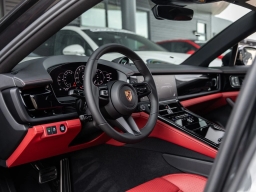 Porsche Panamera 4 AWD 2026