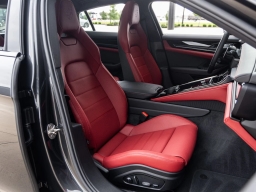 Porsche Panamera 4 AWD 2026