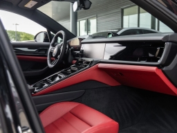 Porsche Panamera 4 AWD 2026