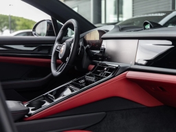 Porsche Panamera 4 AWD 2026