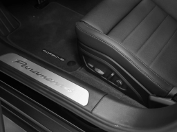 Porsche Panamera 4 AWD 2026