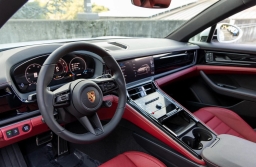 Porsche Panamera 4 AWD 2026