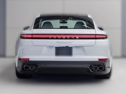 Porsche Panamera 4 AWD 2026
