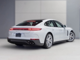 Porsche Panamera 4 AWD 2026