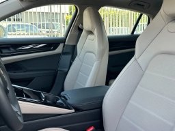 Porsche Panamera Base RWD 2026