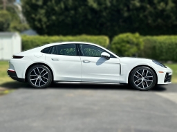 Porsche Panamera Base RWD 2026