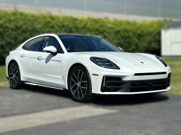 Porsche Panamera Base RWD 2026