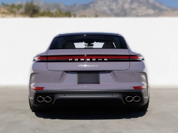 Porsche Panamera 4 AWD 2026