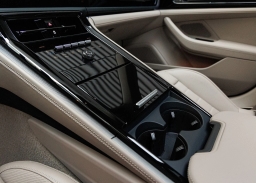 Porsche Panamera 4 AWD 2026