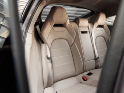 Porsche Panamera 4 AWD 2026