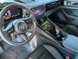 Porsche Panamera Base RWD 2026