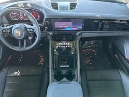Porsche Panamera Base RWD 2026