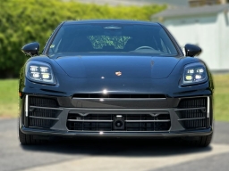 Porsche Panamera Base RWD 2026