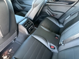 Porsche Panamera Base RWD 2026