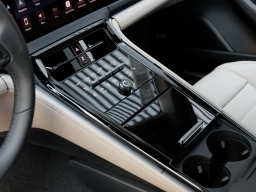 Porsche Panamera 4 AWD 2026