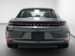 Porsche Panamera 4 AWD 2026