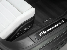 Porsche Panamera 4 AWD 2026