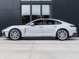Porsche Panamera 4 AWD 2026
