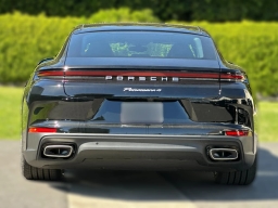 Porsche Panamera 4 E-Hybrid AWD 2026