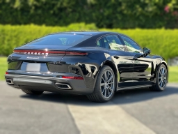 Porsche Panamera 4 E-Hybrid AWD 2026