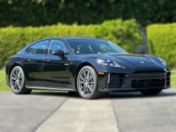 Porsche Panamera 4 E-Hybrid AWD 2026