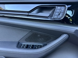 Porsche Panamera 4 E-Hybrid AWD 2026