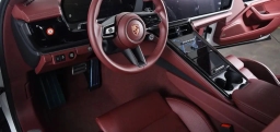 Porsche Panamera 4 E-Hybrid AWD 2026