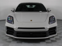 Porsche Panamera 4 E-Hybrid AWD 2026