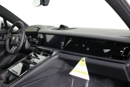Porsche Panamera 4 E-Hybrid AWD 2026