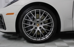 Porsche Panamera 4 E-Hybrid AWD 2026