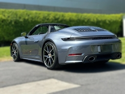 Porsche 911 Carrera T Cabriolet 2026