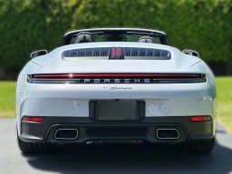 Porsche 911 Carrera Cabriolet 2026