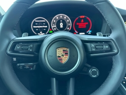 Porsche 911 Carrera Cabriolet 2026
