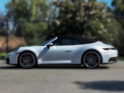 Porsche 911 Carrera Cabriolet 2026