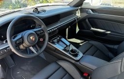 Porsche 911 Carrera Cabriolet 2026