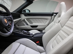 Porsche 911 Carrera 4 GTS Cabriolet 2026