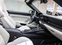 Porsche 911 Carrera 4 GTS Cabriolet 2026