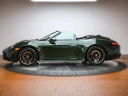 Porsche 911 Carrera 4 GTS Cabriolet 2026