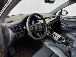 Porsche Macan T AWD 2025