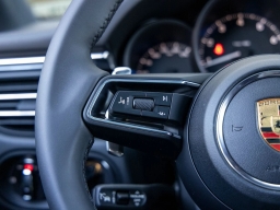 Porsche Macan T AWD 2026