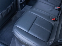 Porsche Macan T AWD 2026