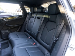 Porsche Macan T AWD 2026