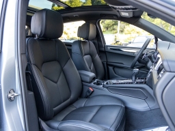 Porsche Macan T AWD 2026