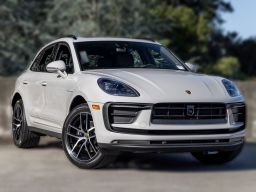 Porsche Macan T AWD 2026