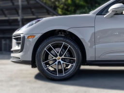 Porsche Macan T AWD 2026